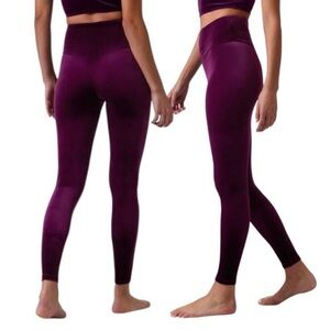 EUC Athleta Elation Velvet Leggings ✧ Century Plum ✧ Size S Tall